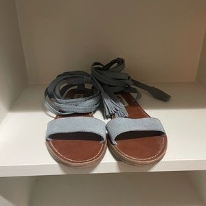 Steve Madden flat sandals
